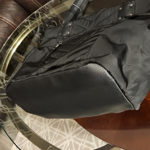 Cynthia Rowley Tote / Travel Bag - Picture 7 of 9